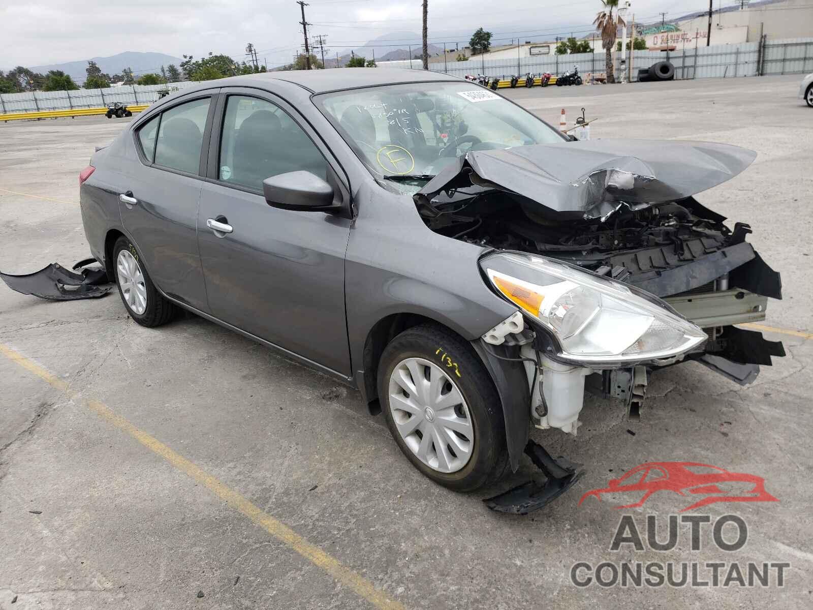 NISSAN VERSA 2017 - 3N1CN7AP6HL809717