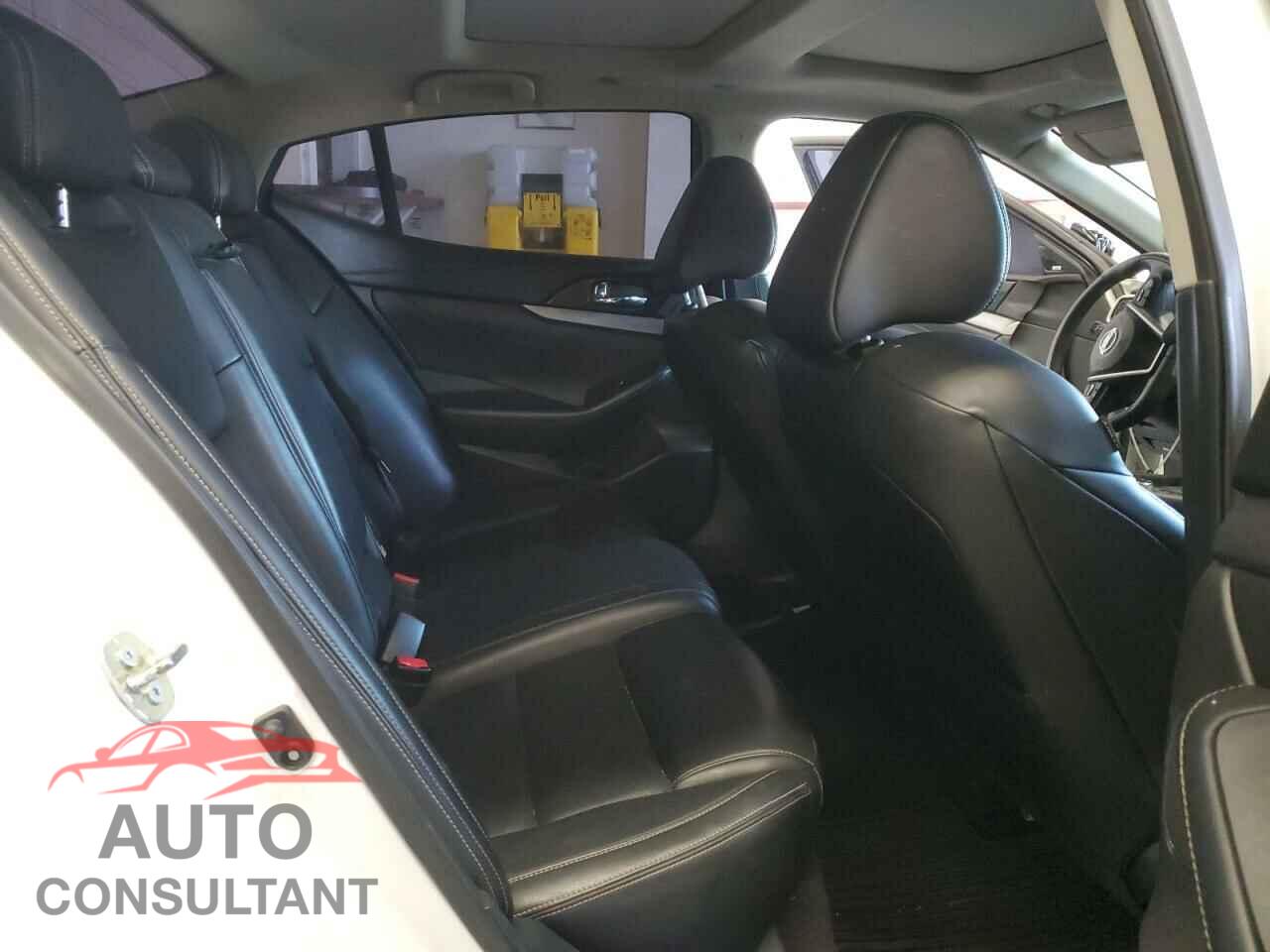 NISSAN MAXIMA 2017 - 1N4AA6AP1HC418440