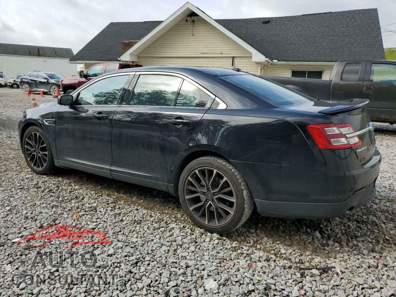 FORD TAURUS 2018 - 1FAHP2KT5JG107092