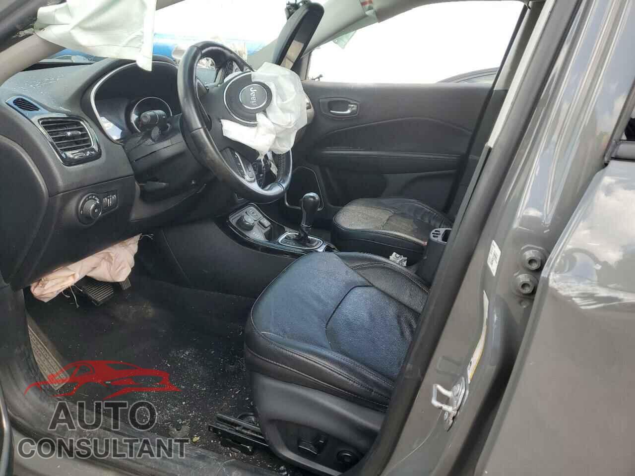 JEEP COMPASS 2021 - 3C4NJDCB9MT528510