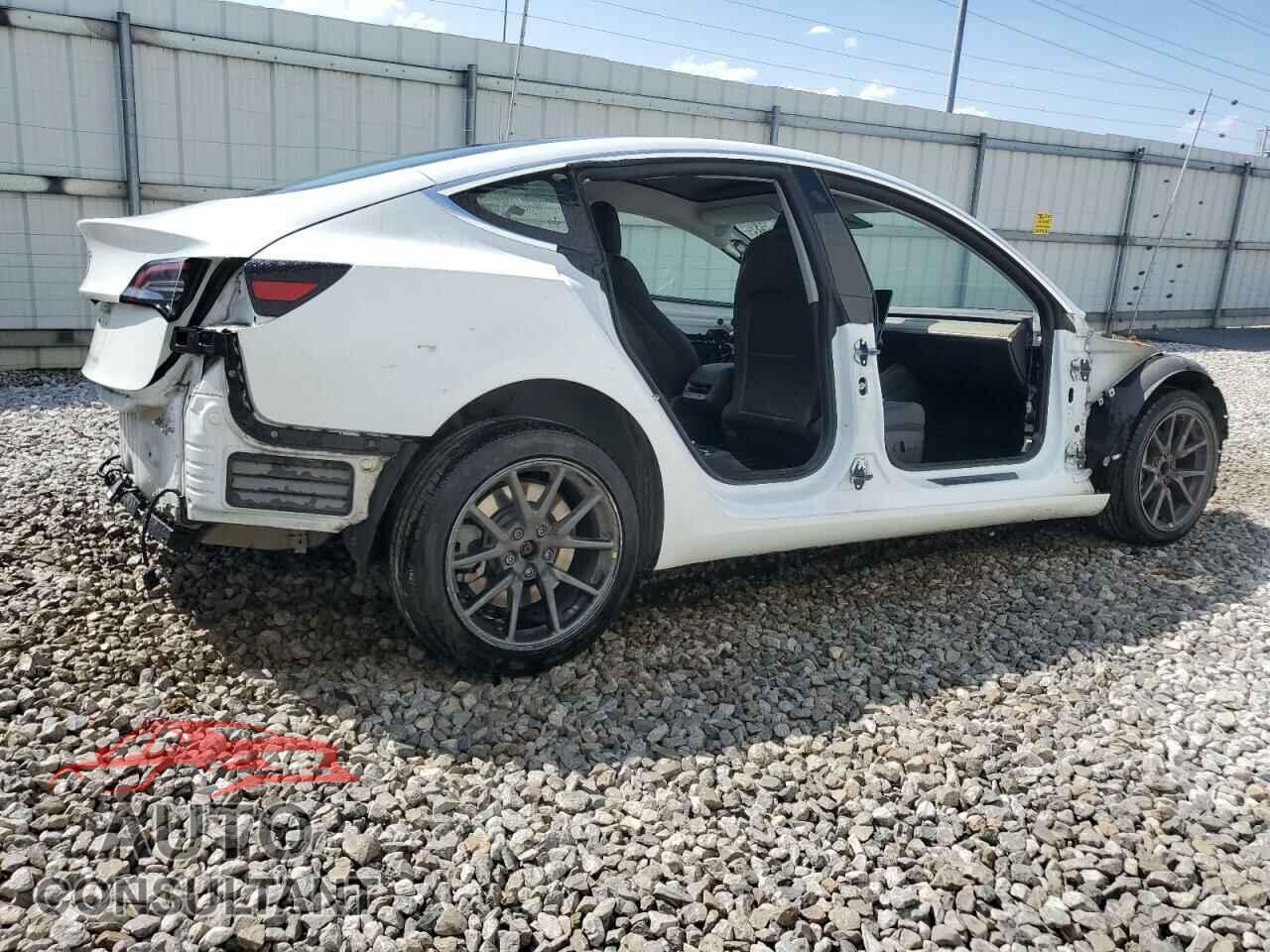 TESLA MODEL 3 2020 - 5YJ3E1EA5LF612626