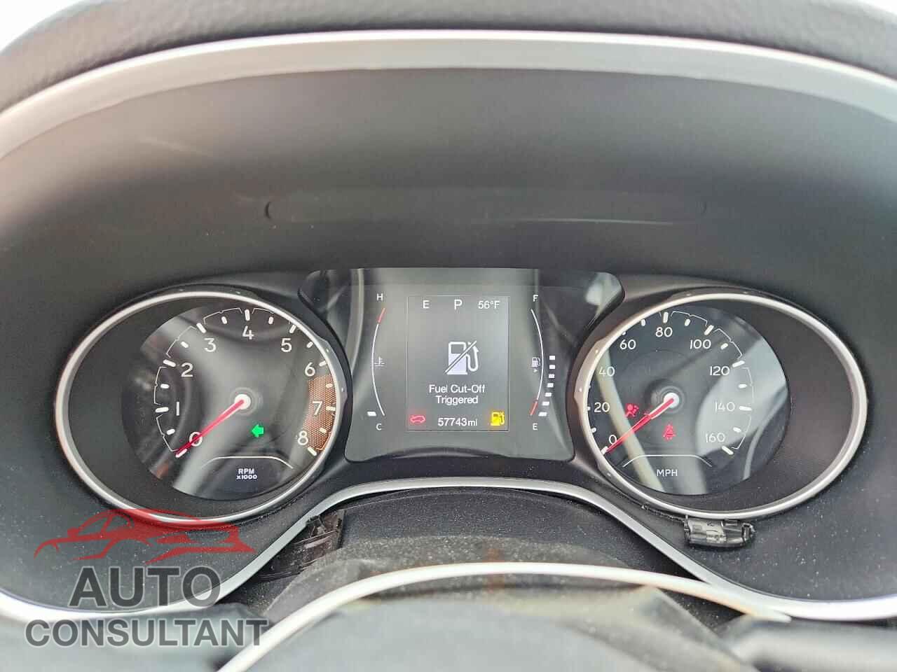 JEEP COMPASS 2018 - 3C4NJDBB0JT400251