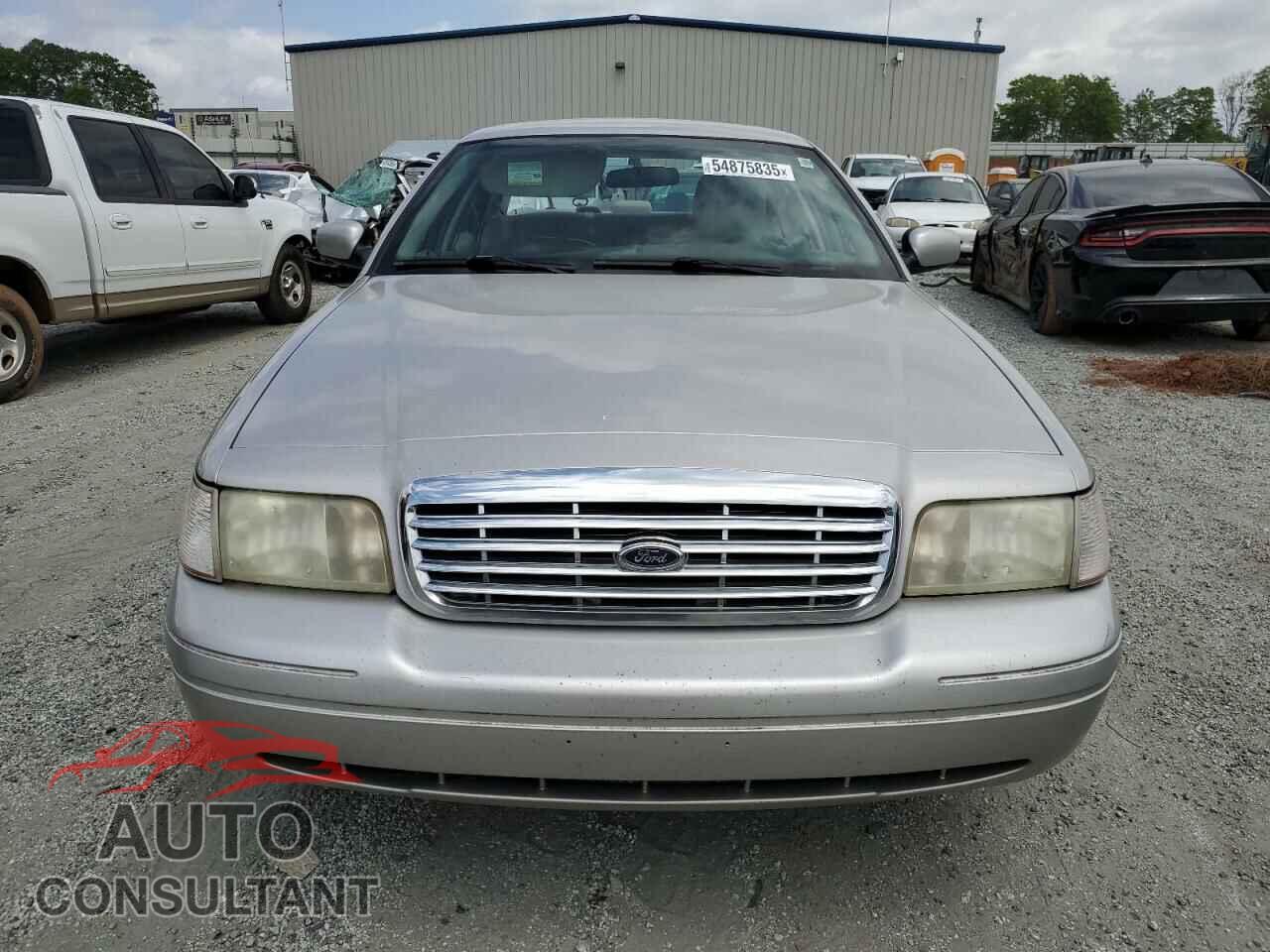 FORD CROWN VIC 2011 - 2FABP7EV6BX126956