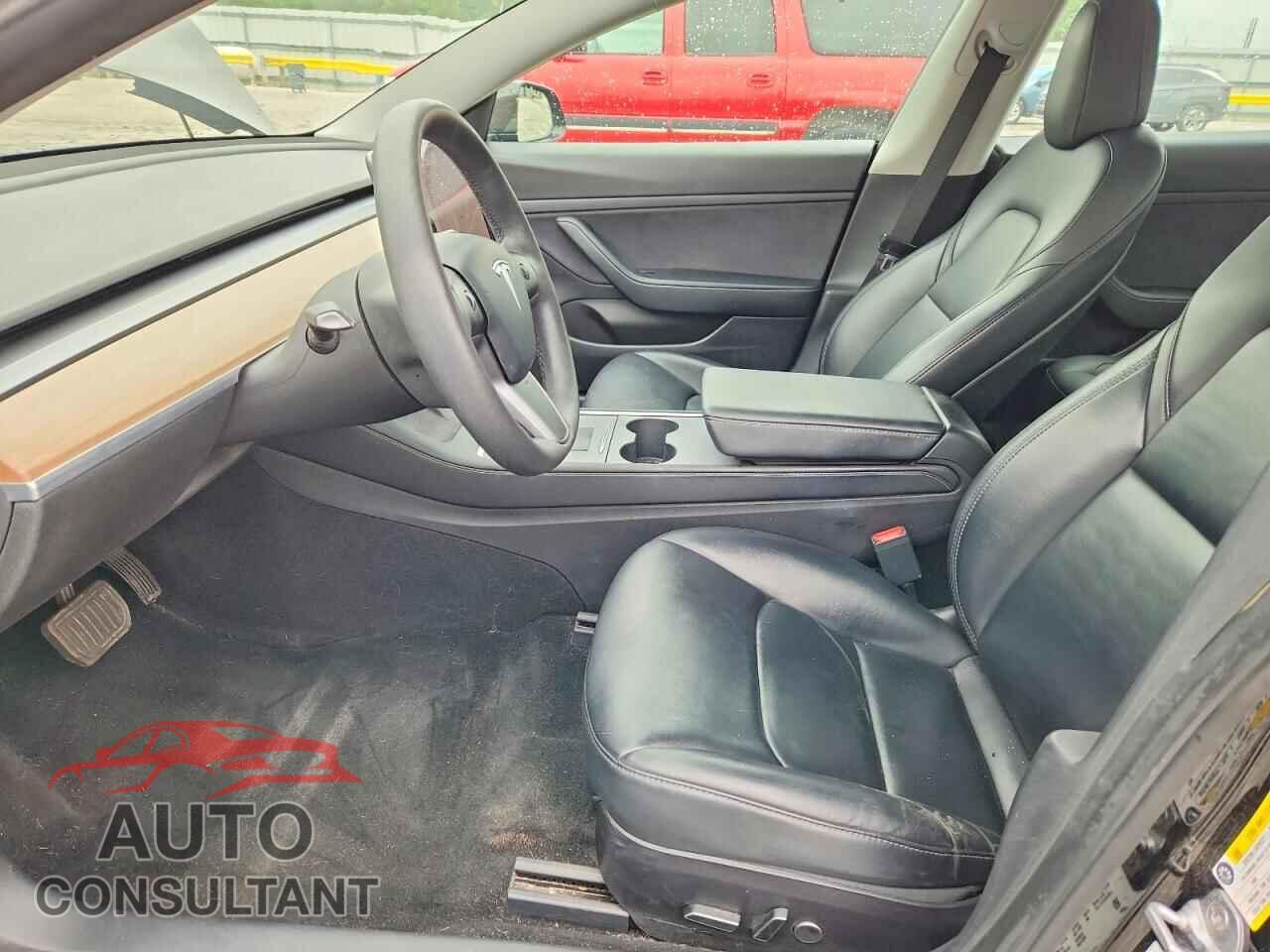 TESLA MODEL 3 2021 - 5YJ3E1EA0MF907067