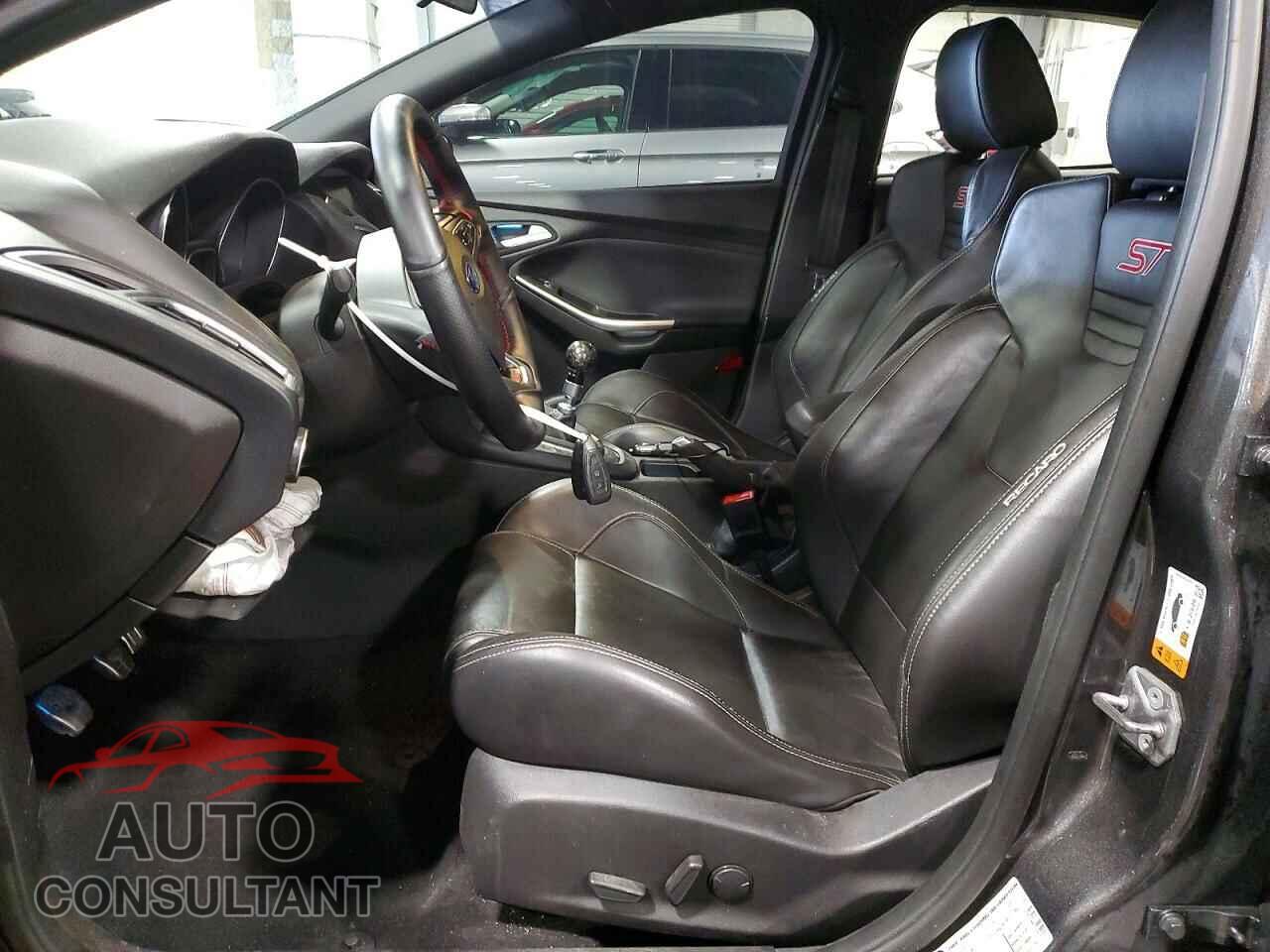 FORD FOCUS 2015 - 1FADP3L96FL356054