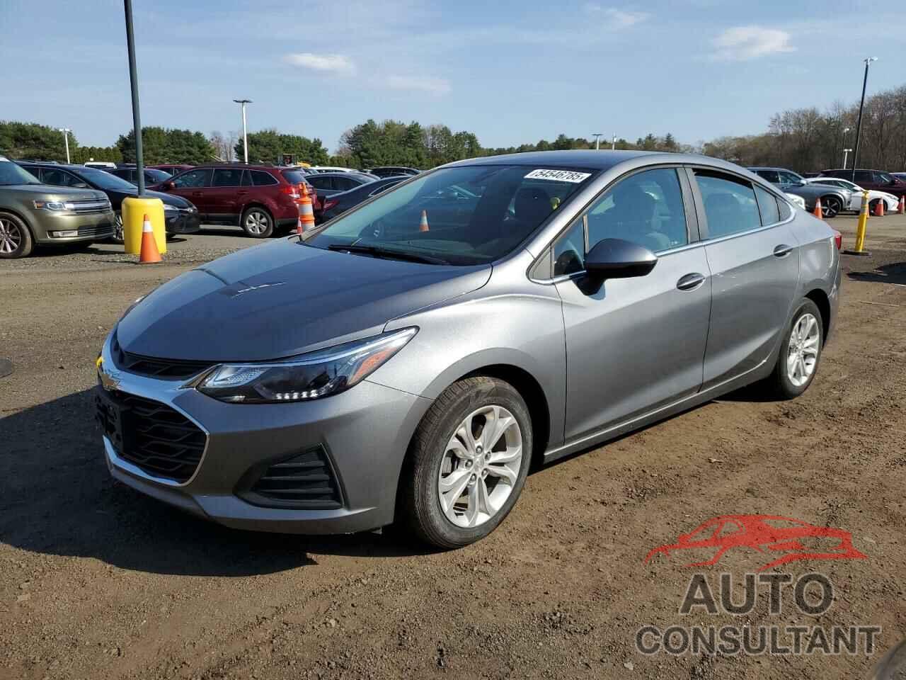 CHEVROLET CRUZE 2019 - 1G1BE5SM8K7120185