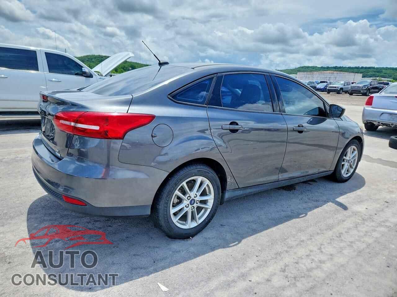 FORD FOCUS 2018 - 1FADP3FE0JL321821
