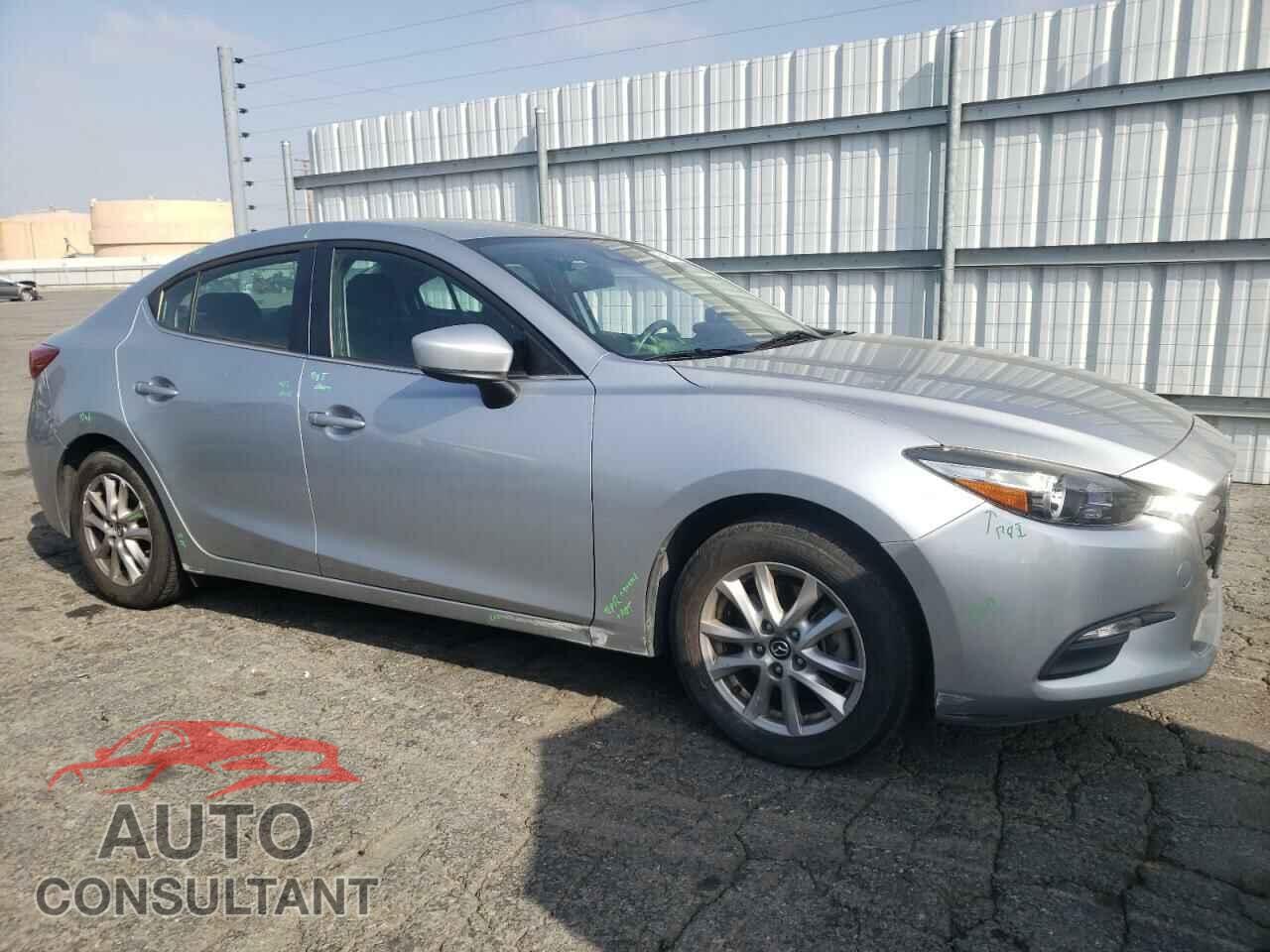 MAZDA 3 2018 - 3MZBN1U71JM158723