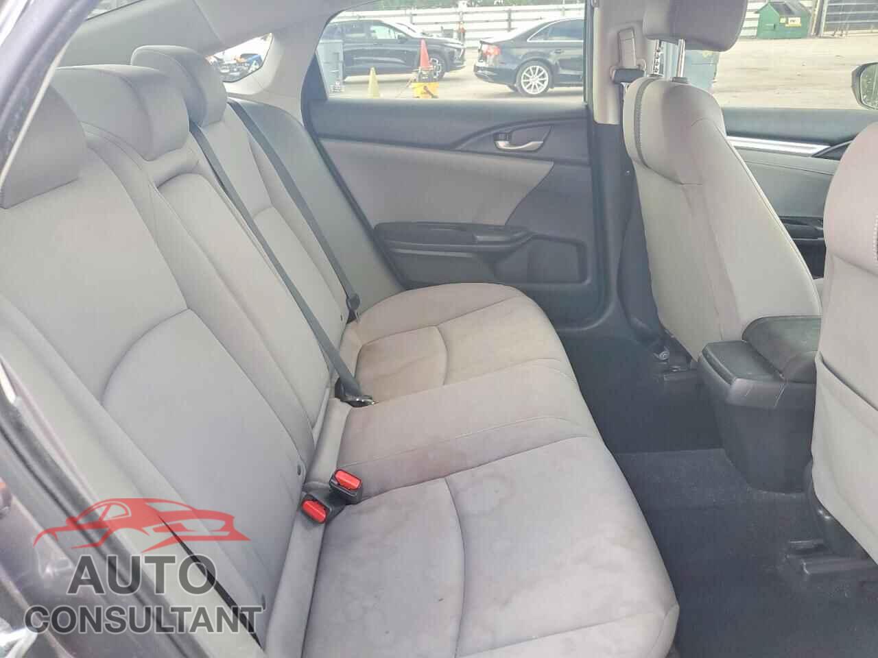 HONDA CIVIC 2018 - JHMFC1F30JX039848