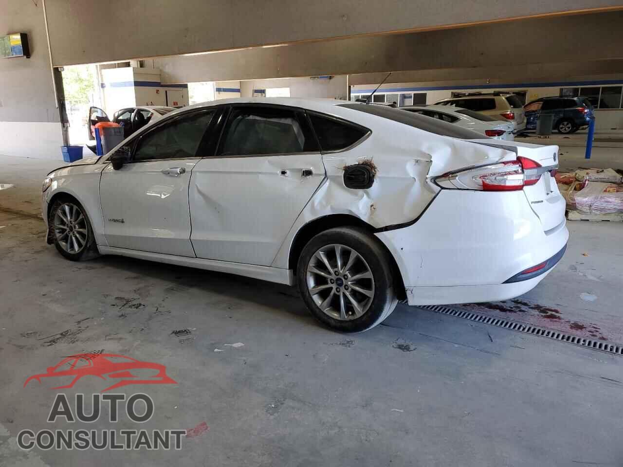 FORD FUSION 2017 - 3FA6P0LU5HR381169