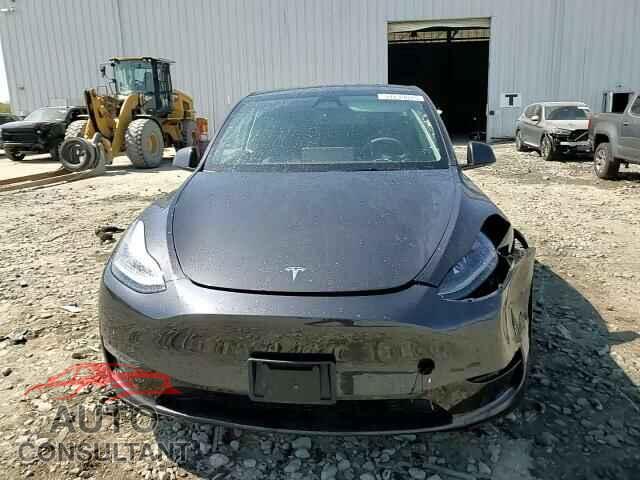 TESLA MODEL Y 2024 - 7SAYGDEE4RF990274