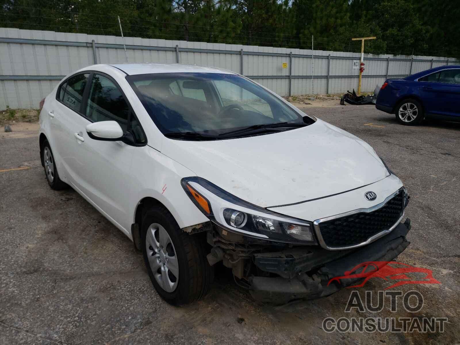 KIA FORTE 2018 - 3KPFK4A73JE242247