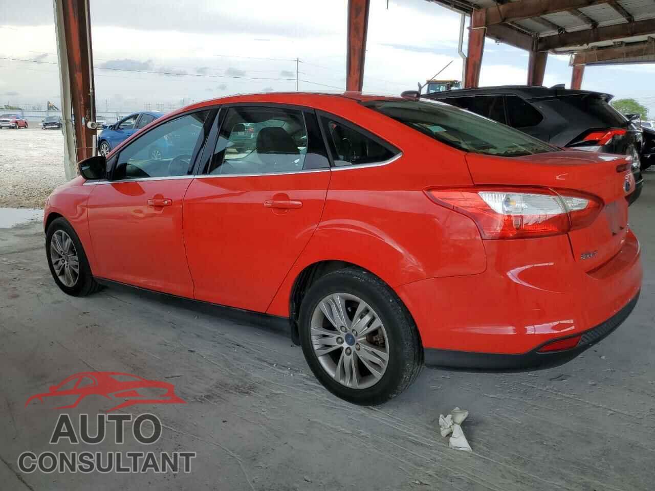 FORD FOCUS 2012 - 1FAHP3H27CL479340