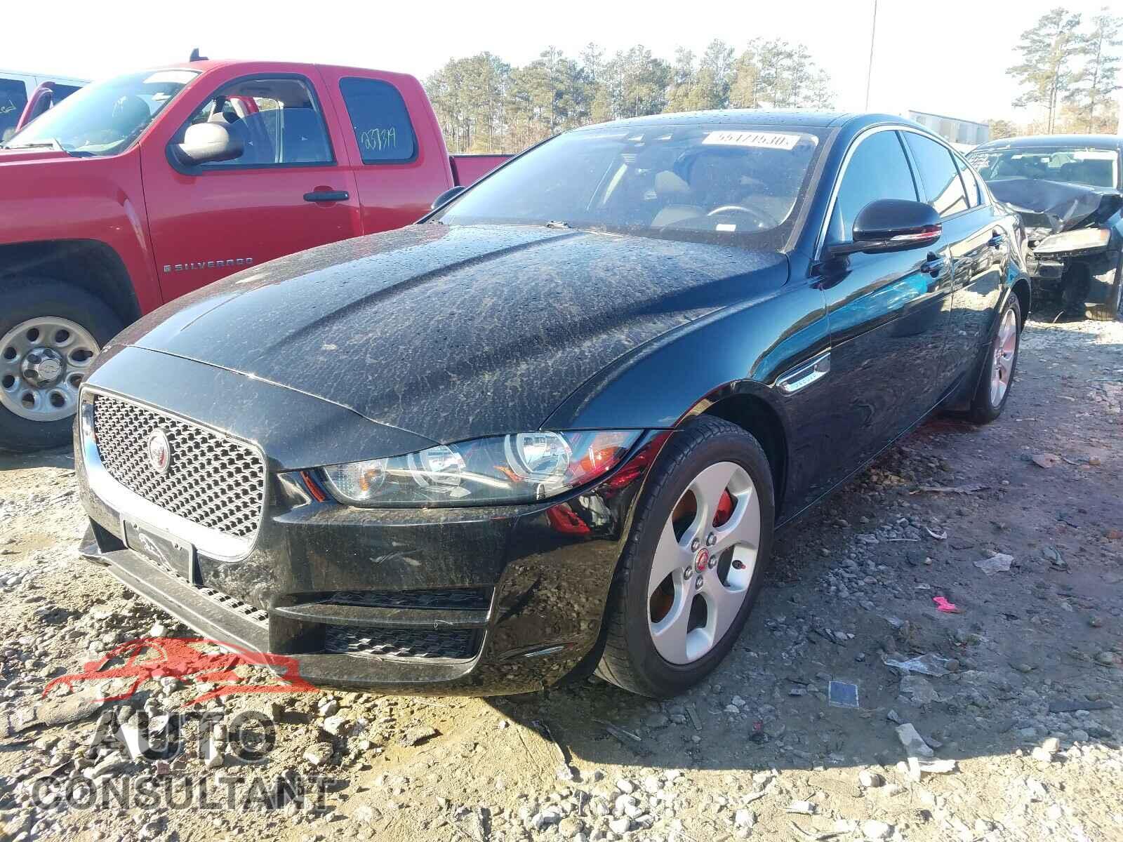 JAGUAR XE 2017 - SAJAR4BG3HA947570
