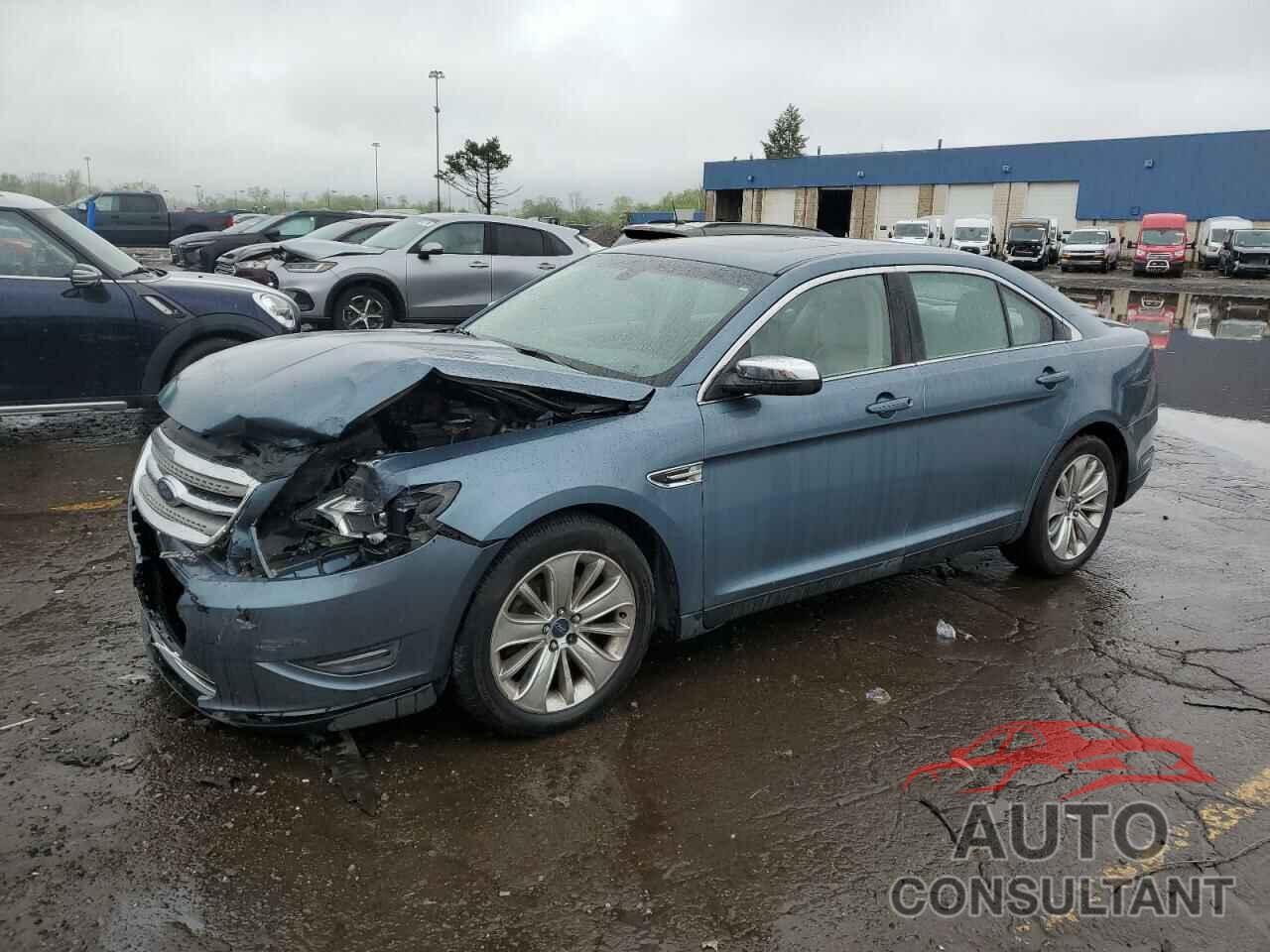 FORD TAURUS 2010 - 1FAHP2FW4AG151931