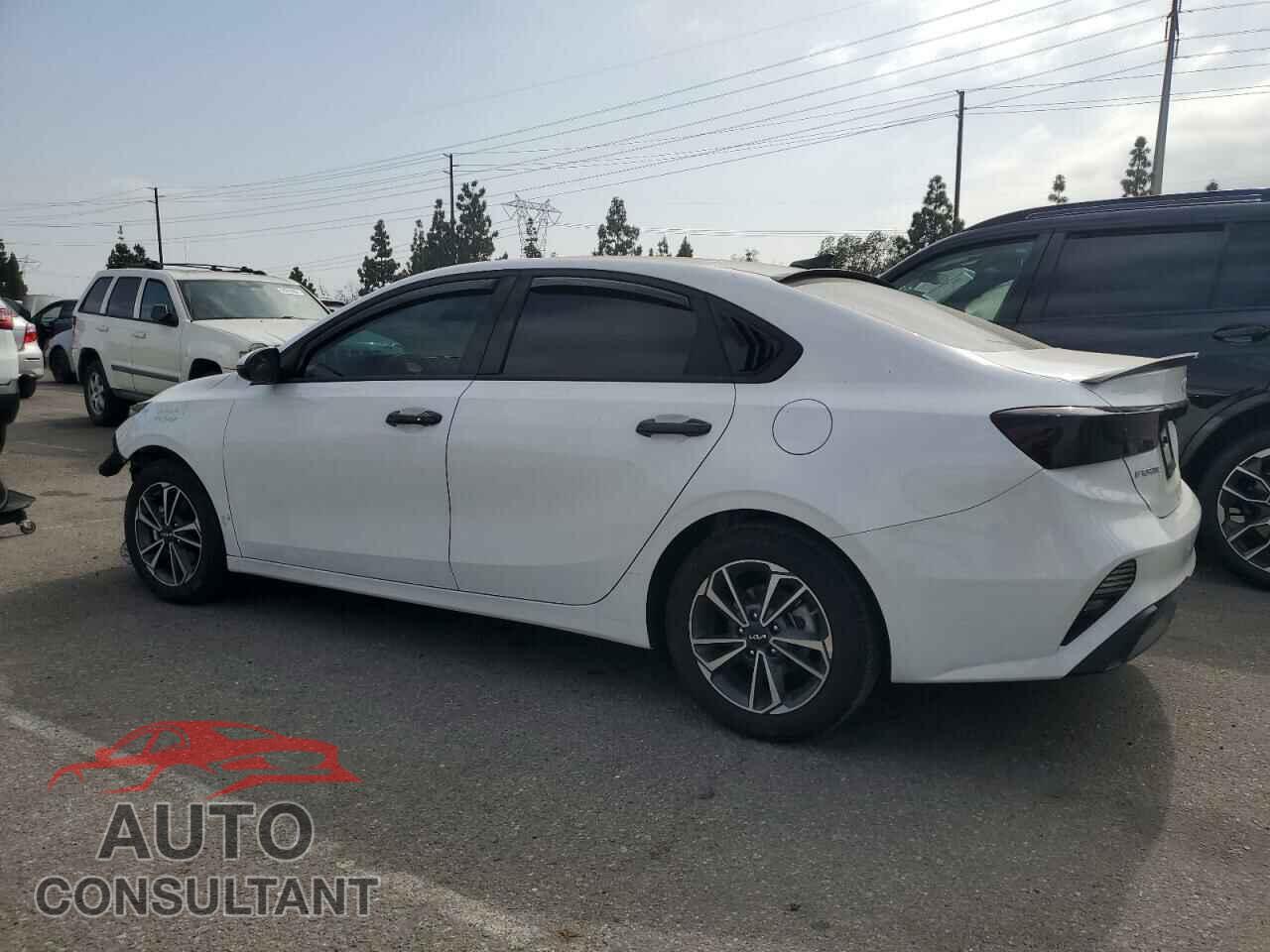 KIA FORTE 2023 - 3KPF24AD4PE655258