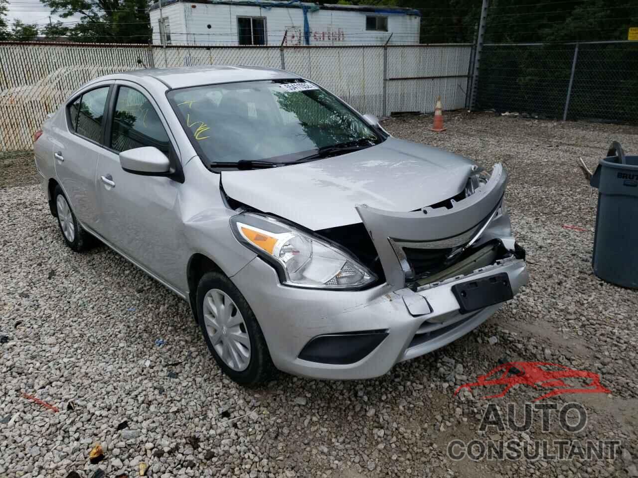 NISSAN VERSA 2018 - 3N1CN7AP7JL820165