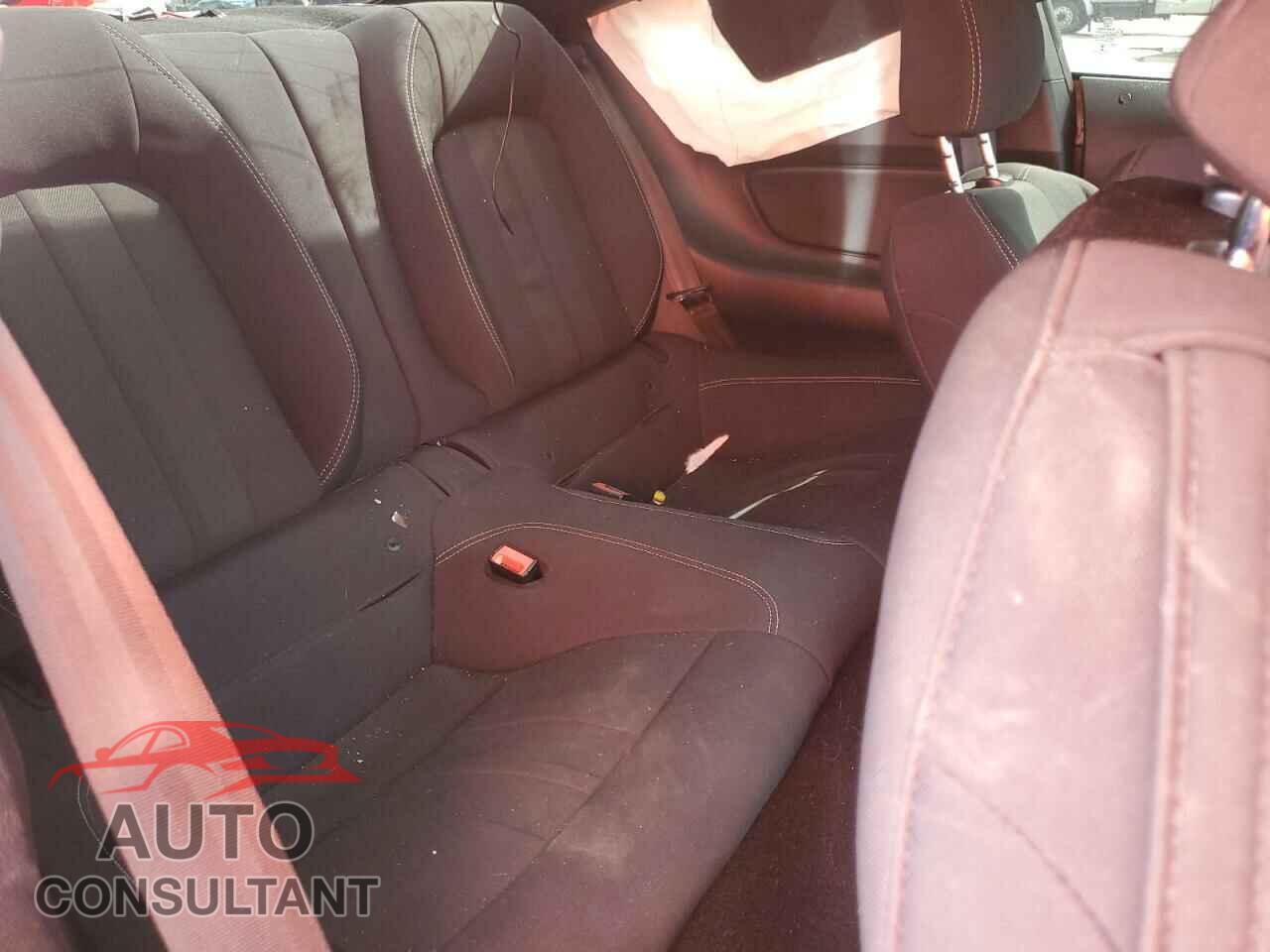 FORD MUSTANG 2019 - 1FA6P8CF0K5146673