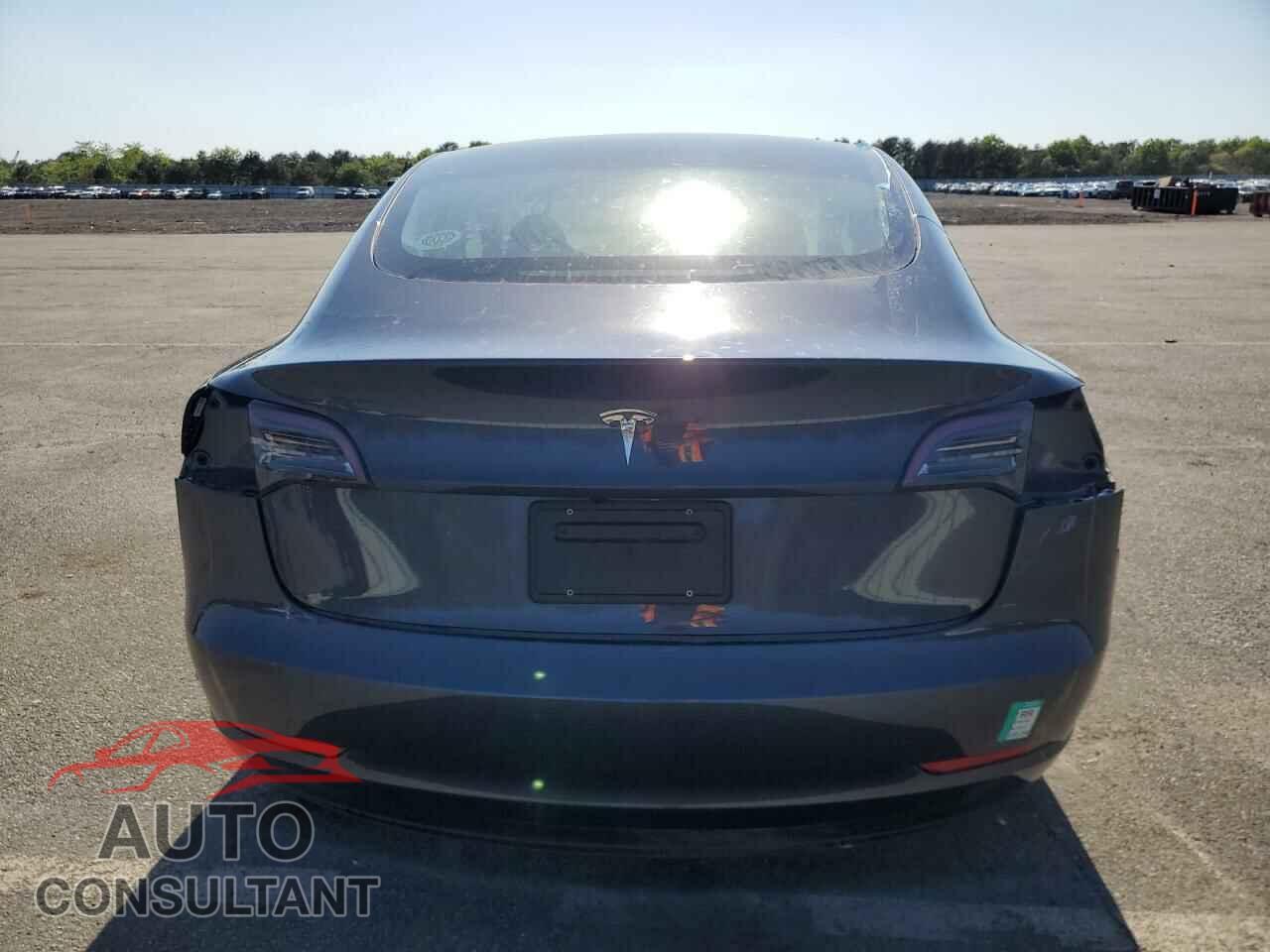 TESLA MODEL 3 2023 - 5YJ3E1EA9PF555806
