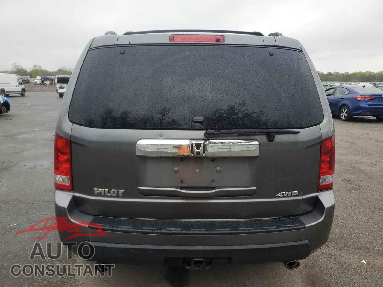 HONDA PILOT 2011 - 5FNYF4H41BB028846