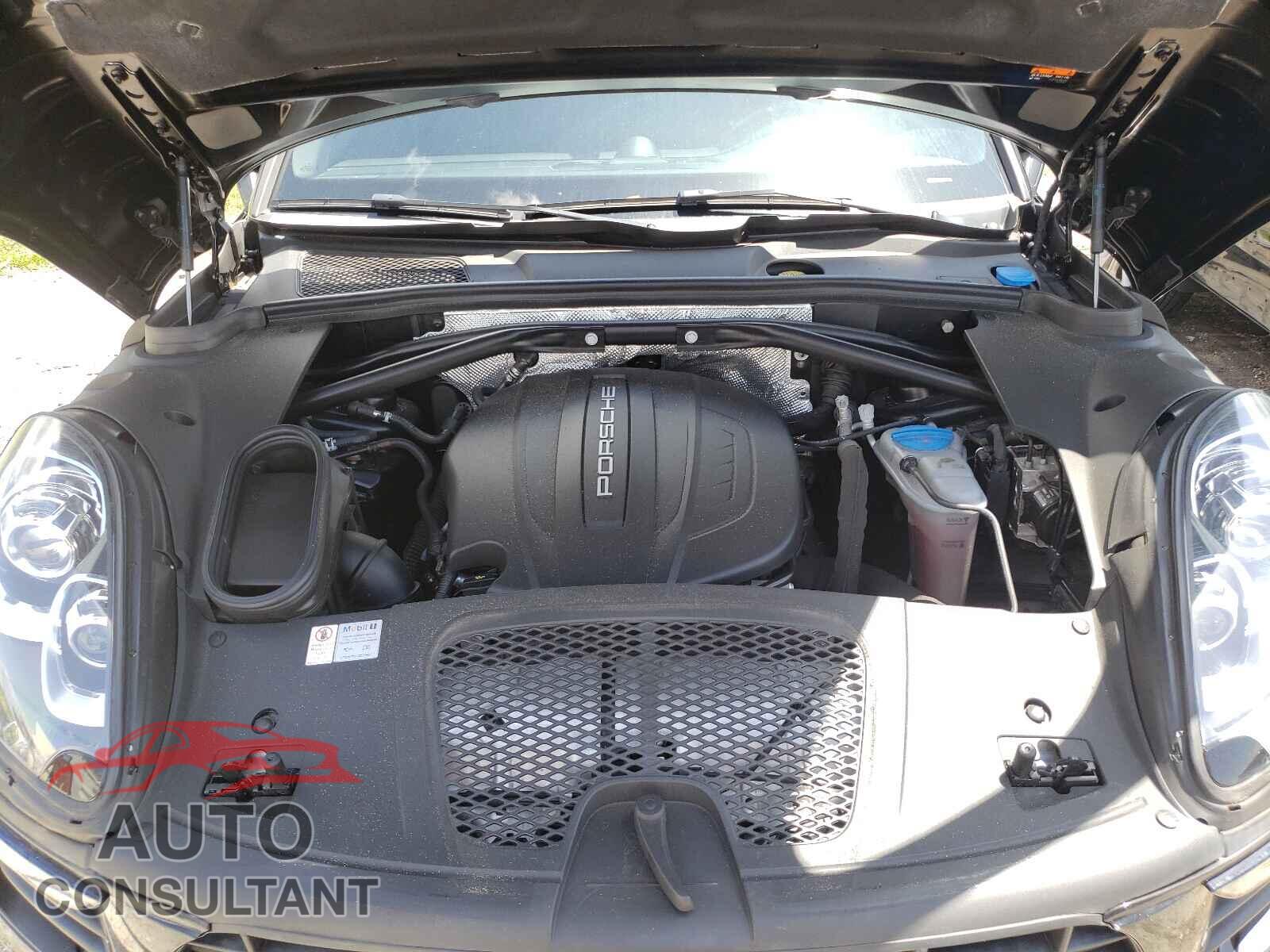 PORSCHE MACAN 2017 - WP1AA2A5XHLB00347