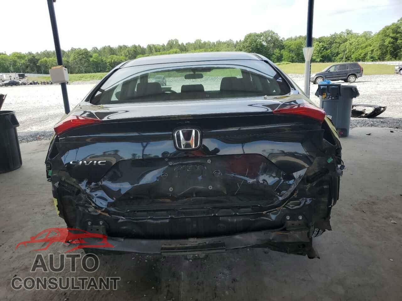 HONDA CIVIC 2019 - 2HGFC2F60KH565311