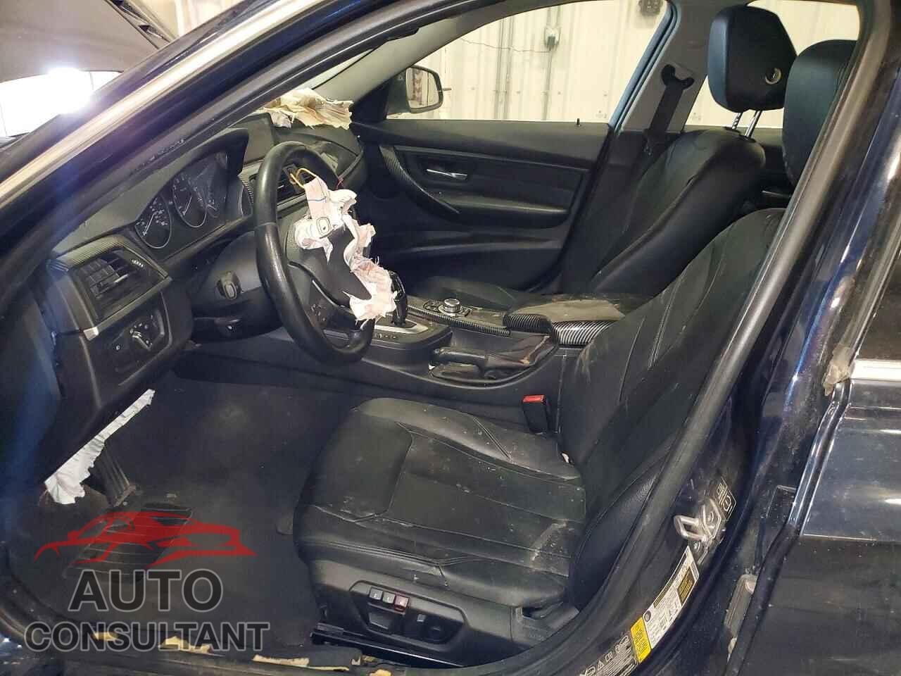 BMW 3 SERIES 2013 - WBA3B5C59DF599010