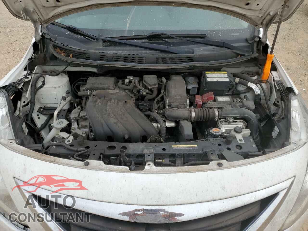 NISSAN VERSA 2017 - 3N1CN7AP3HL848670