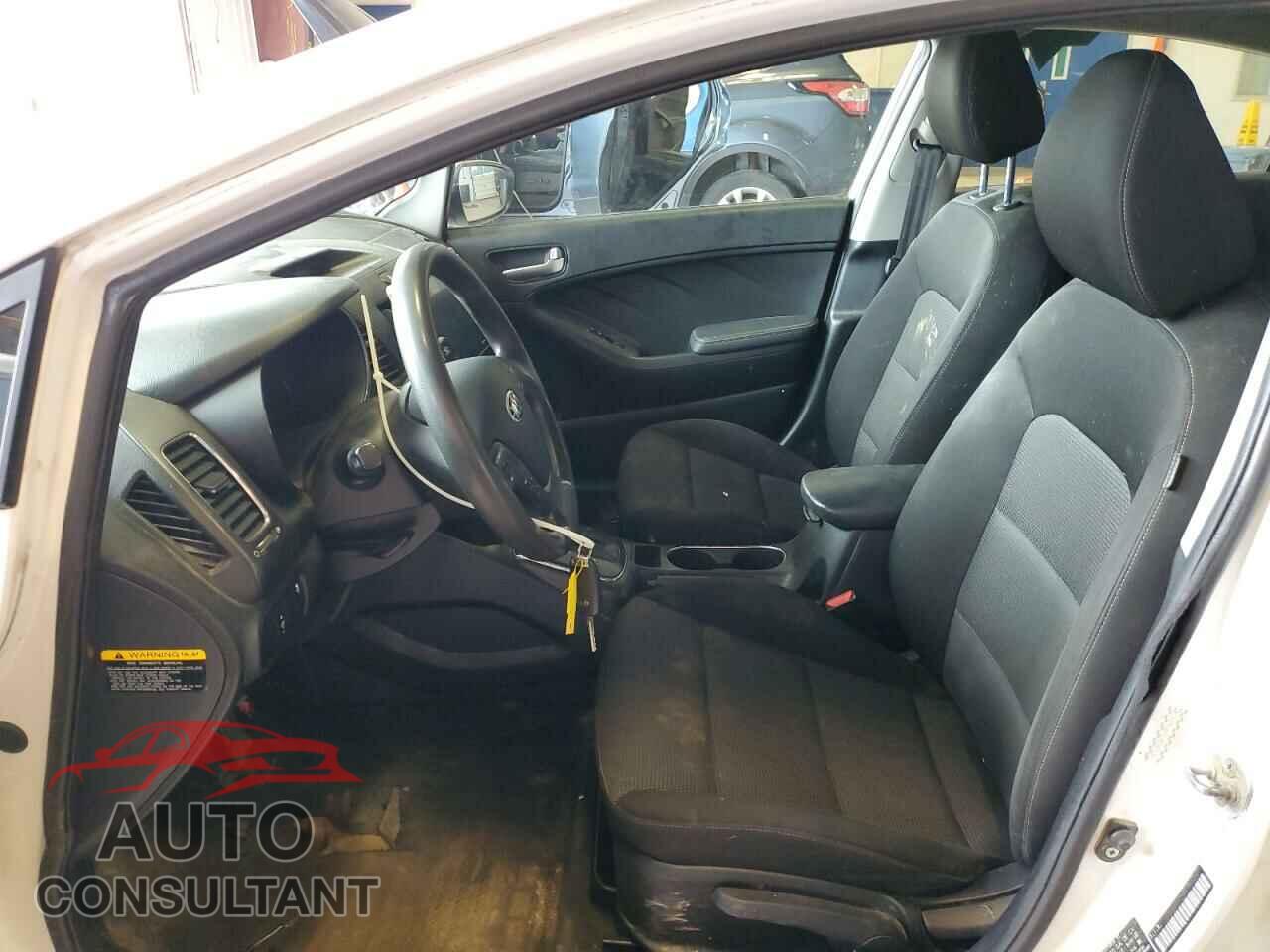KIA FORTE 2017 - 3KPFK4A71HE069130