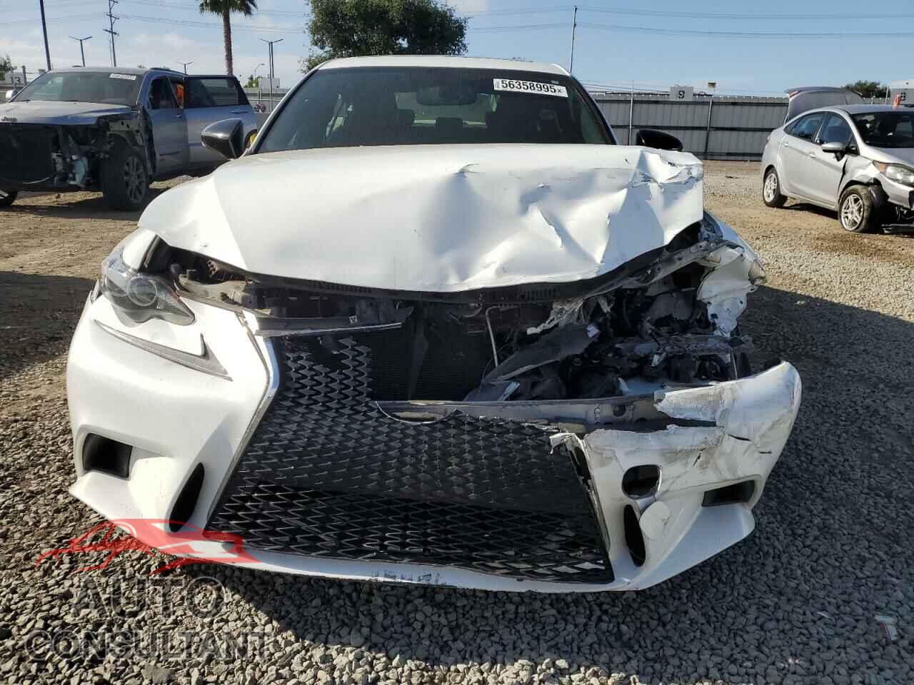 LEXUS IS 2015 - JTHBF1D24F5060348