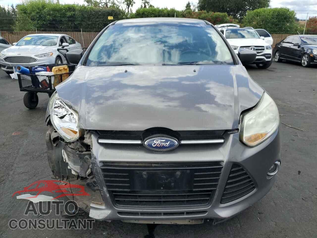 FORD FOCUS 2012 - 1FAHP3F21CL289875