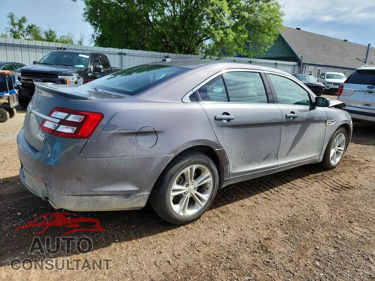 FORD TAURUS 2013 - 1FAHP2E82DG183817