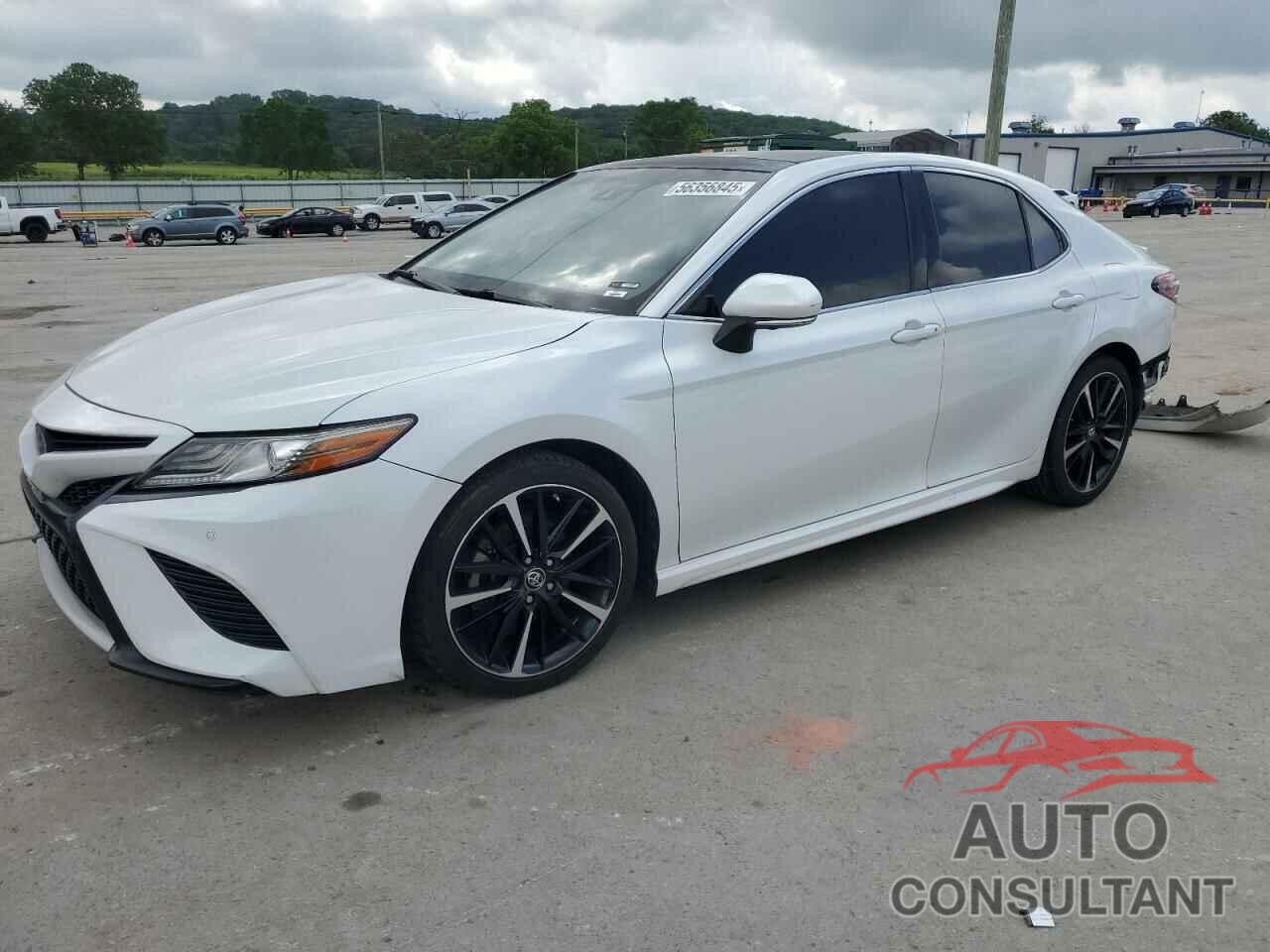 TOYOTA CAMRY 2018 - 4T1BZ1HK2JR505119