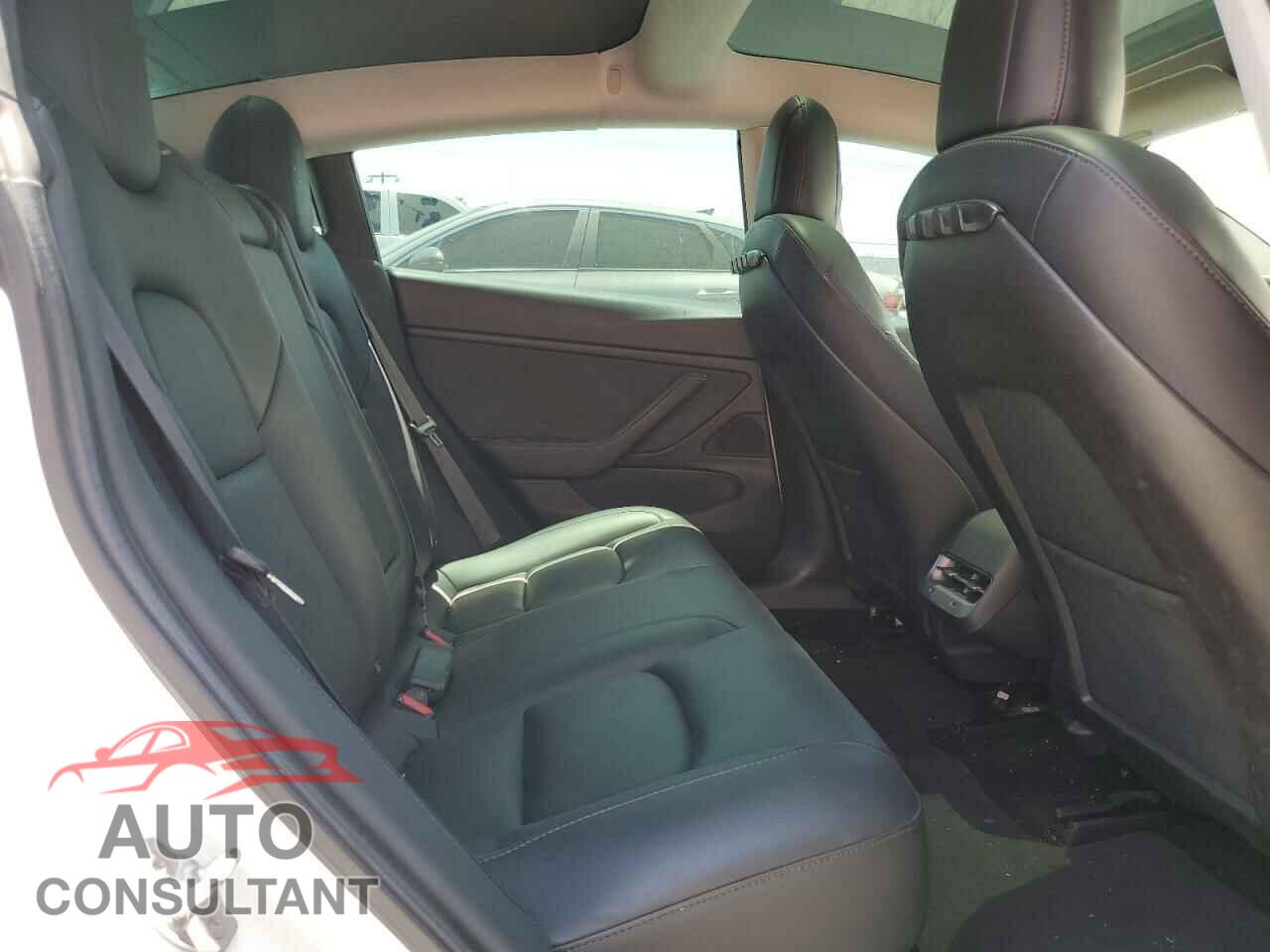 TESLA MODEL 3 2020 - 5YJ3E1EB7LF650237