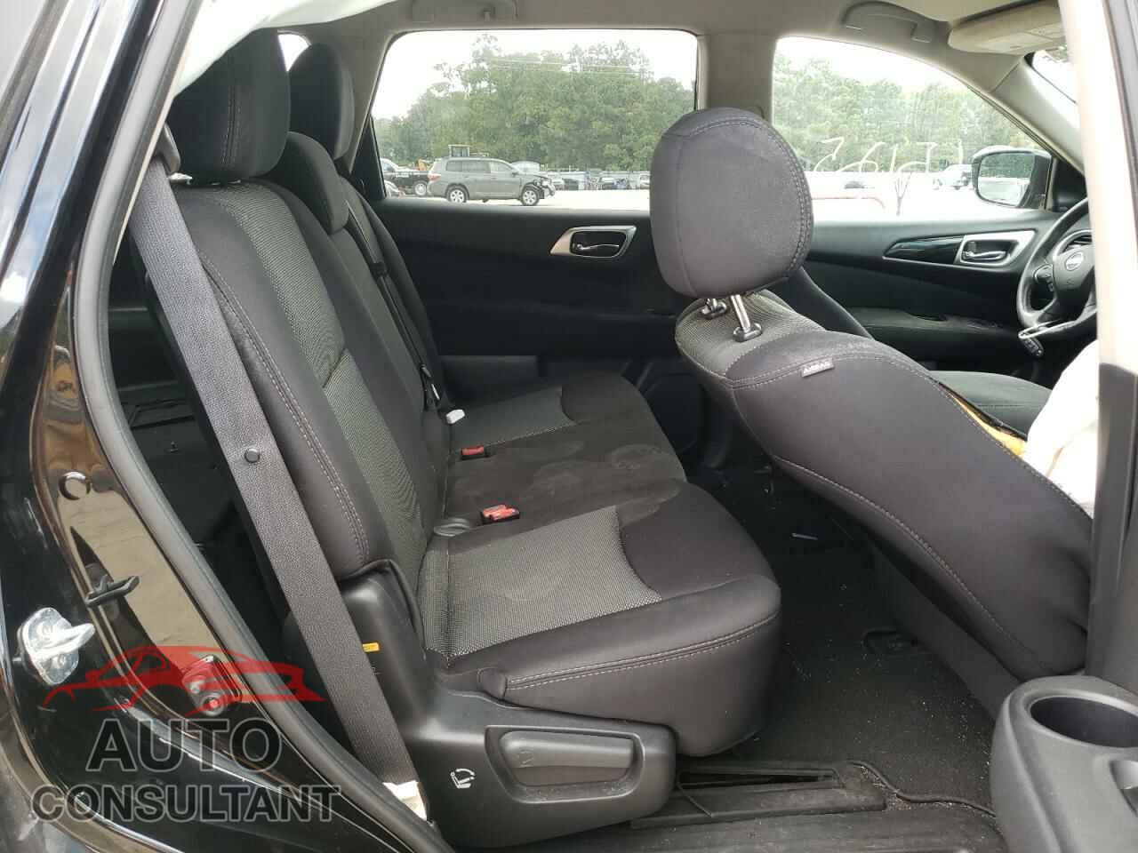 NISSAN PATHFINDER 2017 - 5N1DR2MM0HC688409