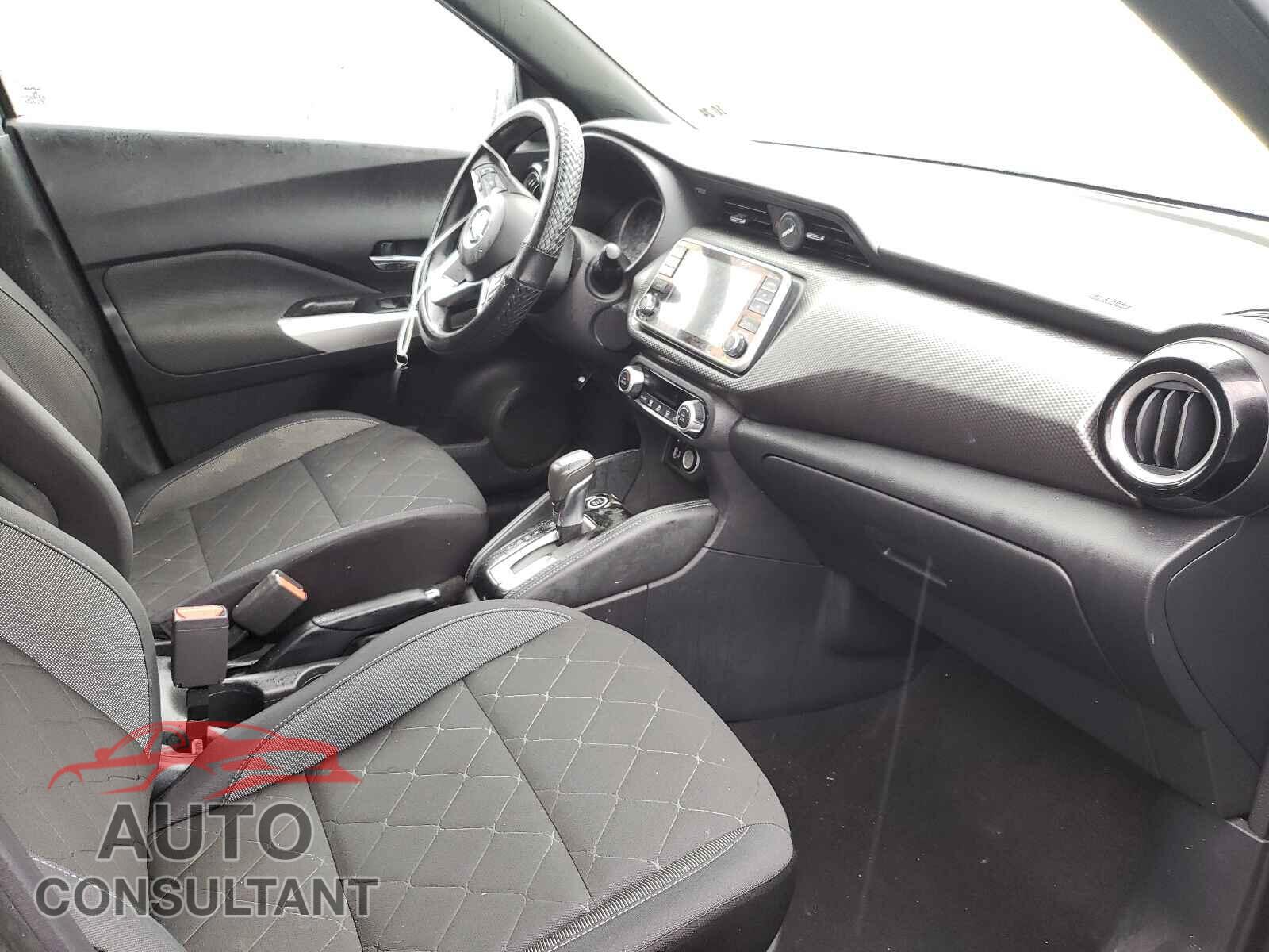 NISSAN KICKS 2019 - 3N1CP5CU3KL494562