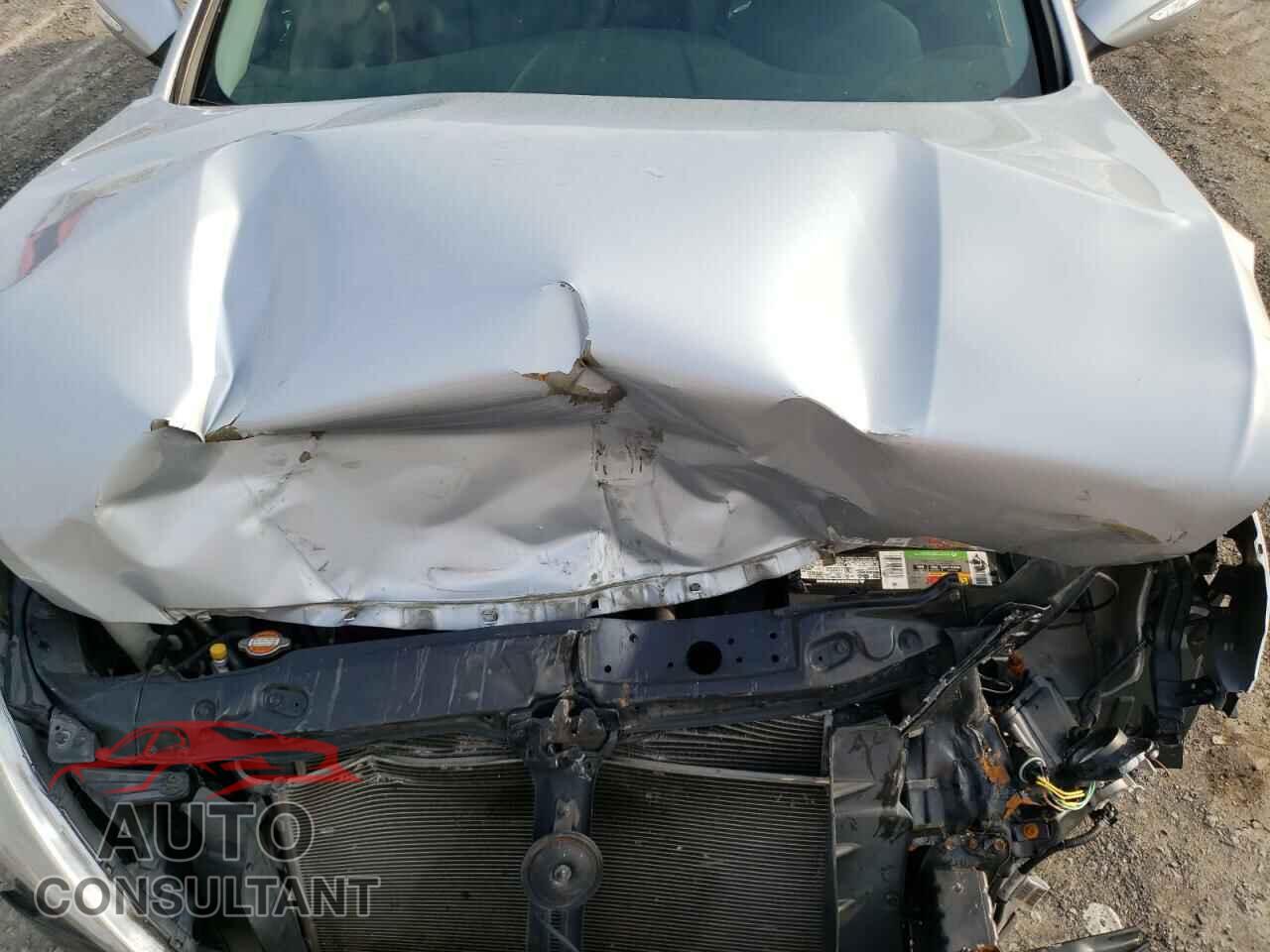 HYUNDAI SONATA 2011 - 5NPEC4AC2BH003128