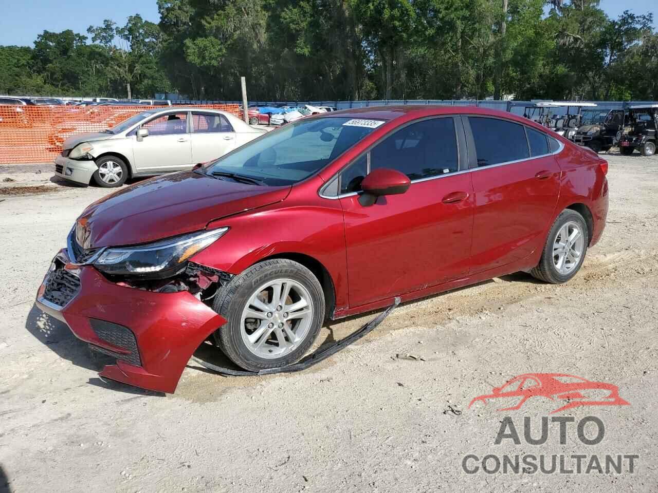 CHEVROLET CRUZE 2018 - 1G1BE5SM4J7136947