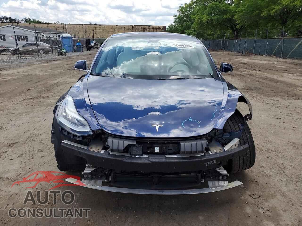 TESLA MODEL 3 2018 - 5YJ3E1EB2JF101042