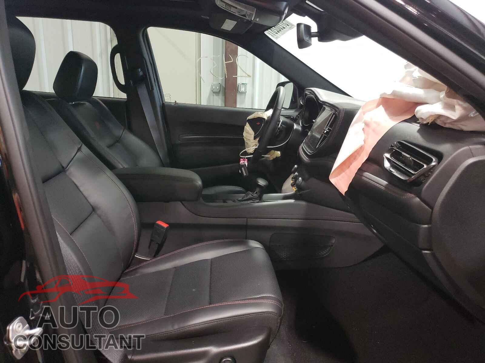 DODGE DURANGO 2021 - 1C4SDHCT2MC693031