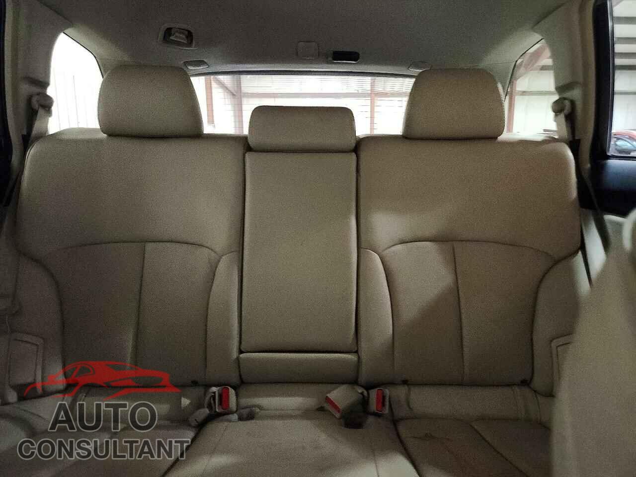 SUBARU OUTBACK 2011 - 4S4BRBKC2B3357632