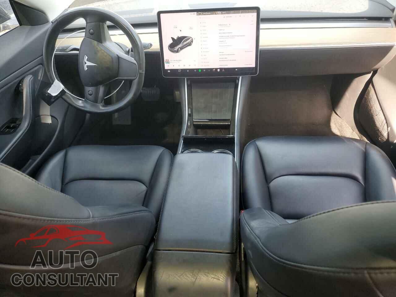TESLA MODEL 3 2018 - 5YJ3E1EA5JF020043