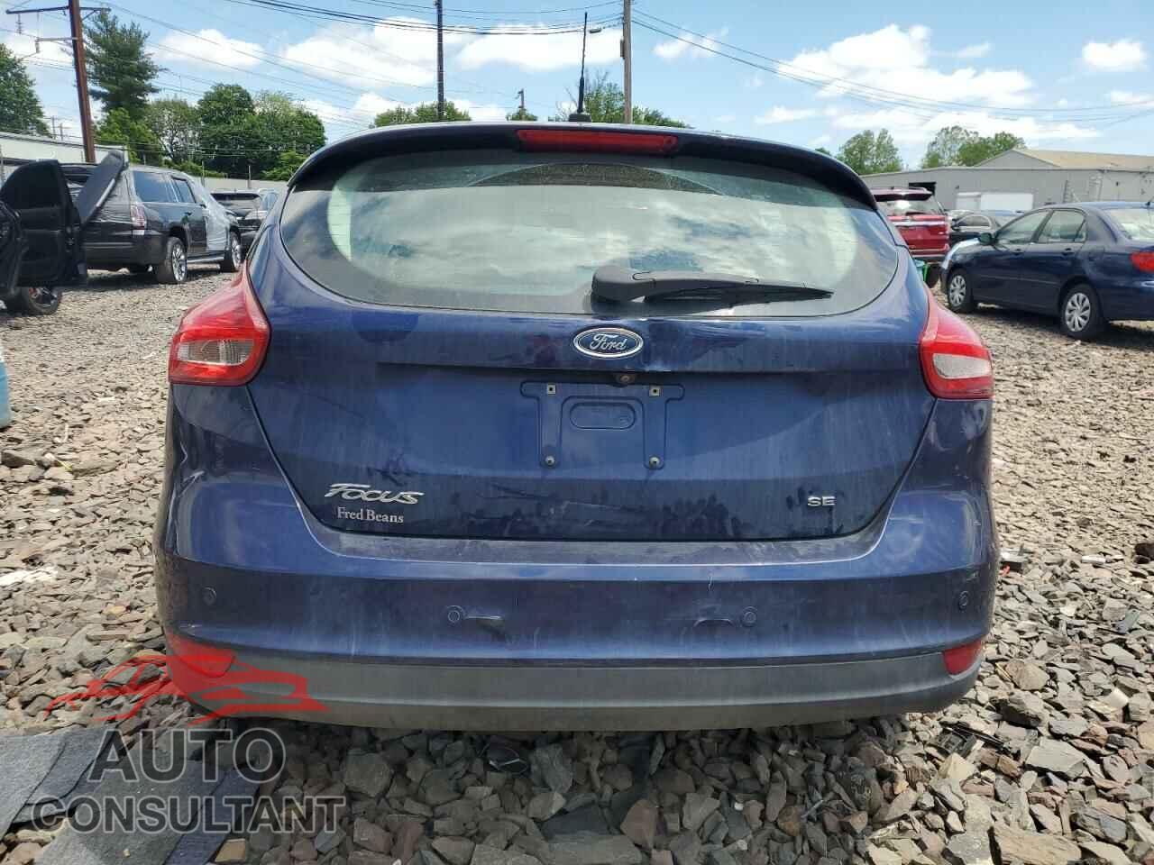 FORD FOCUS 2016 - 1FADP3K28GL392916