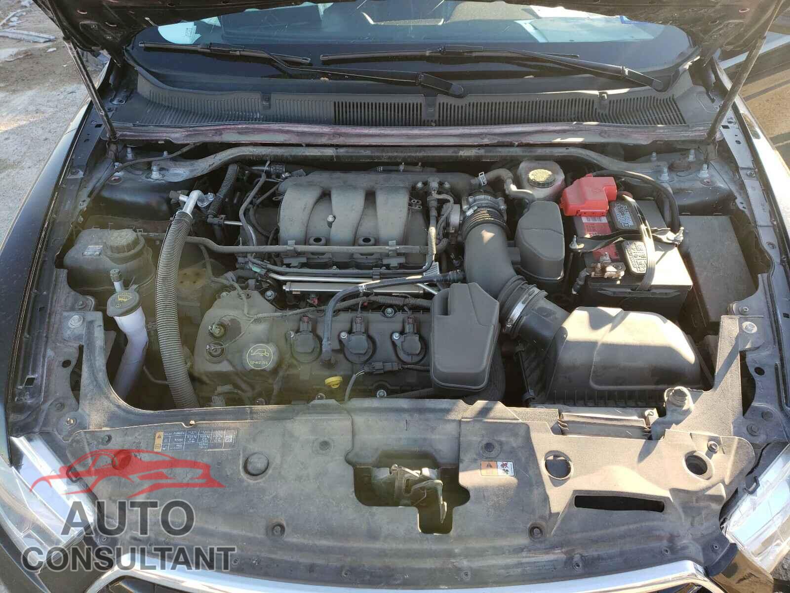 FORD TAURUS 2016 - 1FAHP2F81GG108870