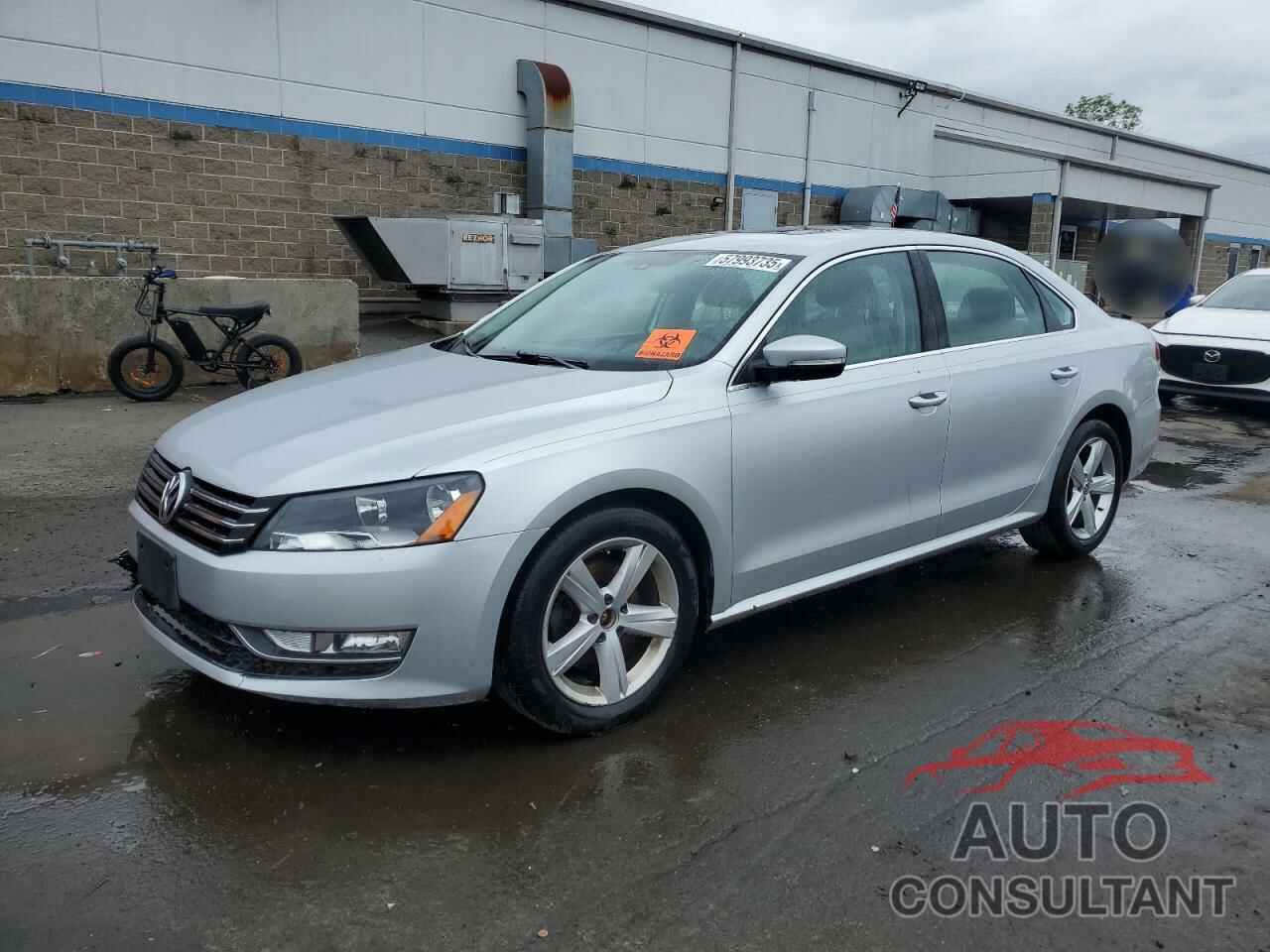 VOLKSWAGEN PASSAT 2015 - 1VWAT7A39FC084725