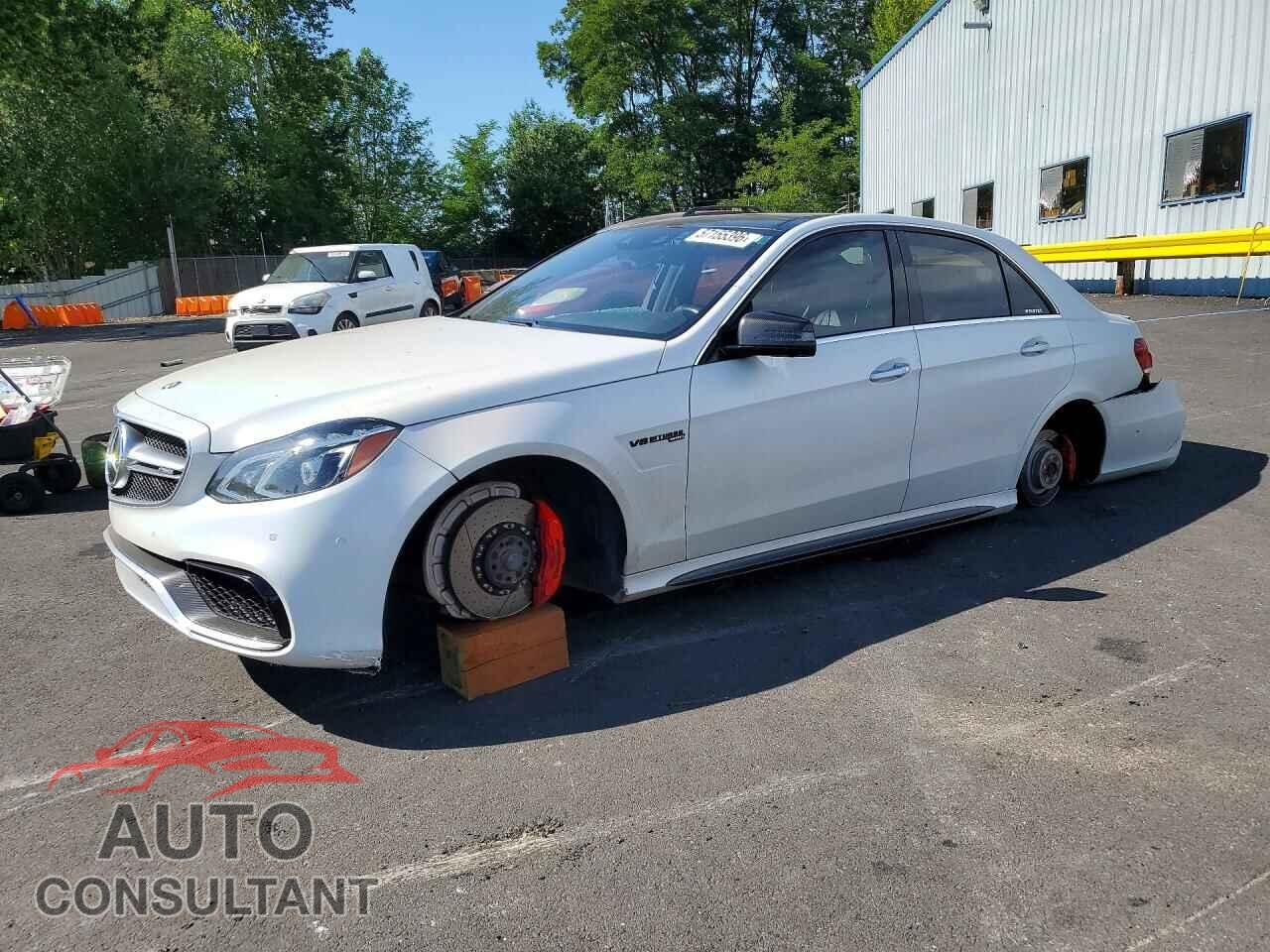 MERCEDES-BENZ E-CLASS 2015 - WDDHF7GB8FB091703