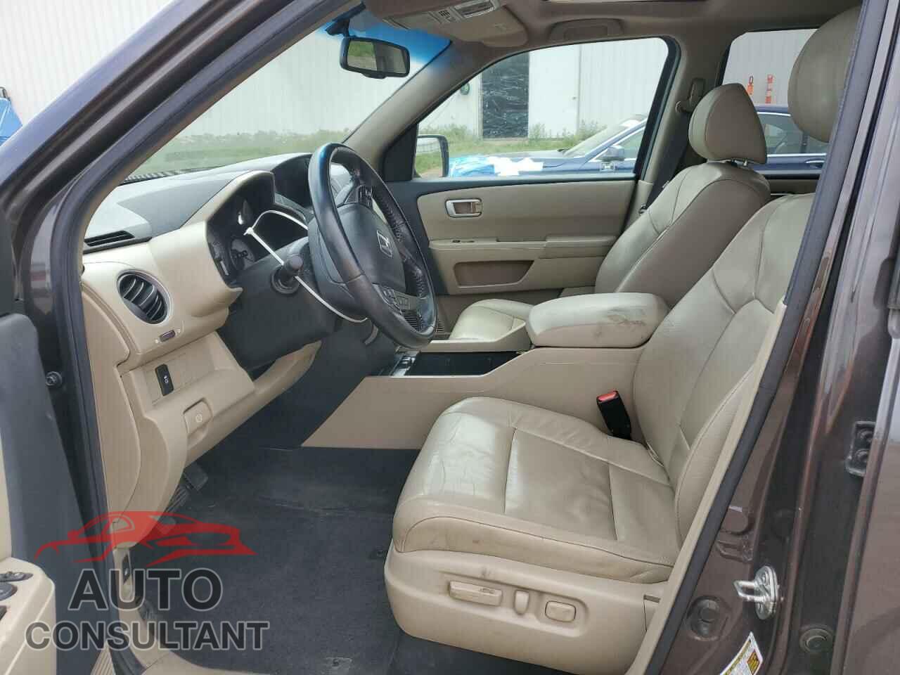 HONDA PILOT 2012 - 5FNYF4H50CB038892