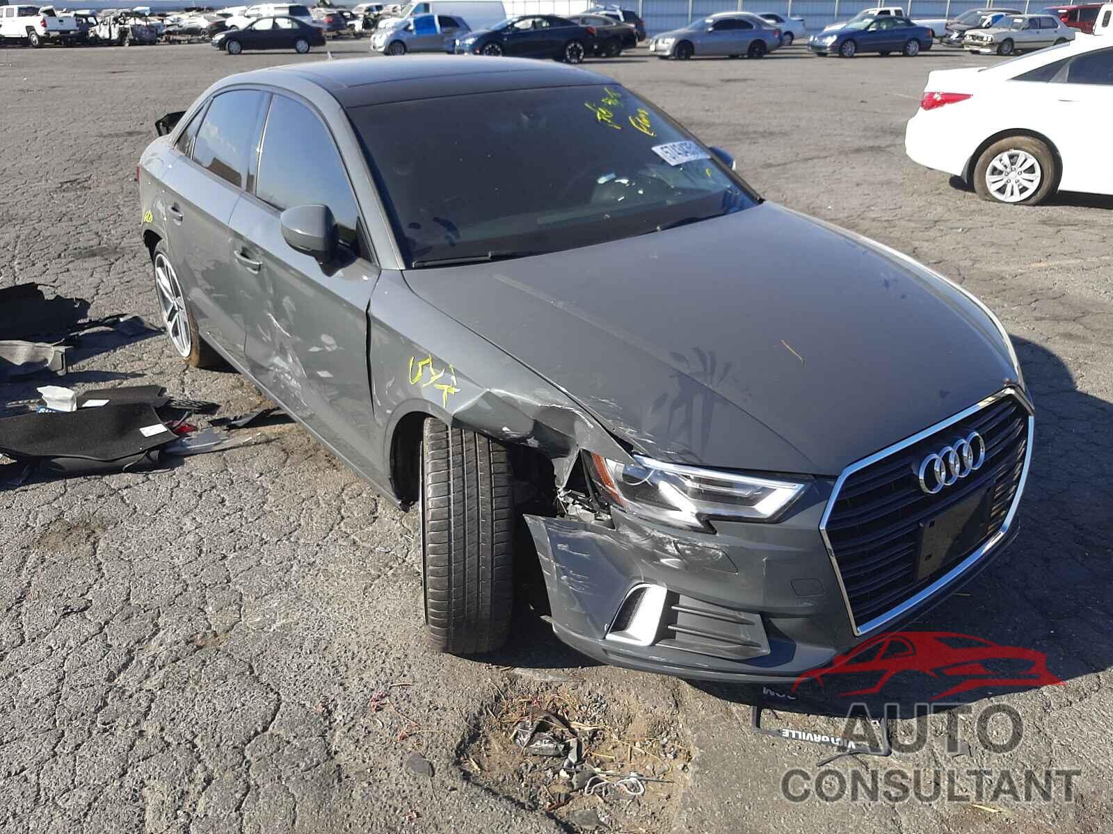 AUDI A3 2018 - WAUAUGFF7J1002446