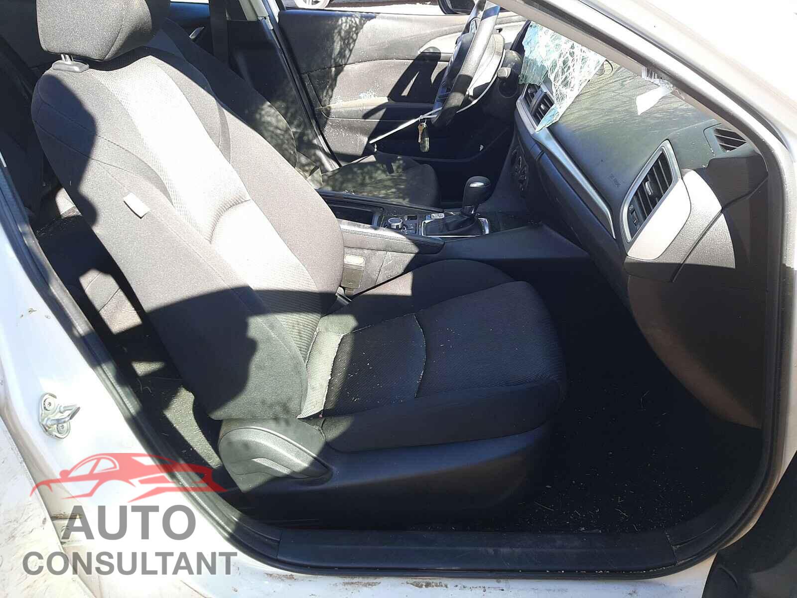 MAZDA 3 2017 - 3MZBN1U73HM120131