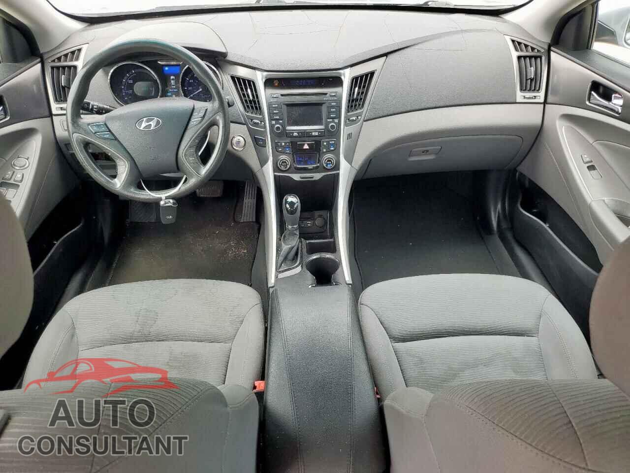 HYUNDAI SONATA 2015 - KMHEC4A42FA134321